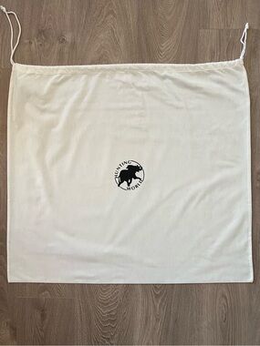 Hunting World dust bag (C246)